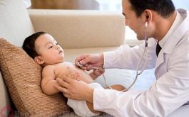 Cách chữa viêm da tiếp xúc ở trẻ sơ sinh an toàn