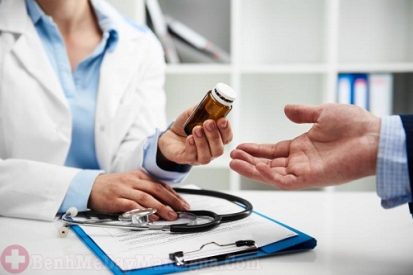 Sử dụng thuốc uống trị dị ứng da mặt loại nào?