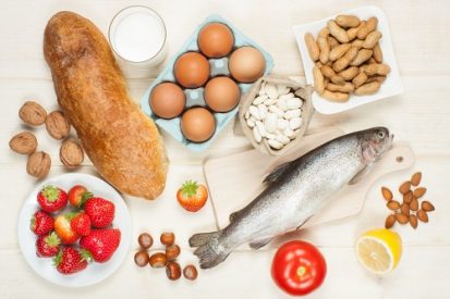 TOP 10 thực phẩm dễ gây dị ứng cho bé