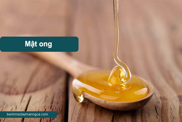 chữa dị ứng thời tiết bằng mật ong