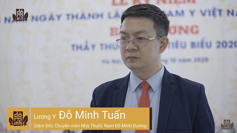 Lương y Đỗ Minh Tuấn nhận giải thưởng Thầy thuốc nam tiêu biểu năm 2020